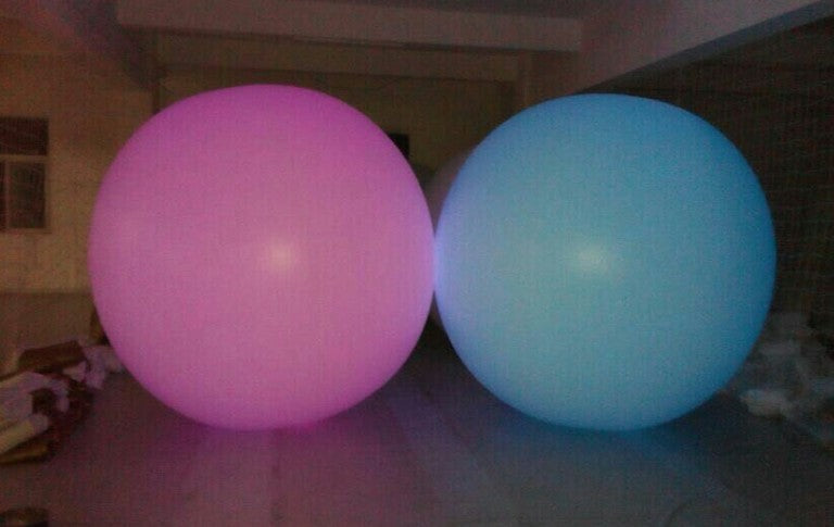 12" LED Beach Ball