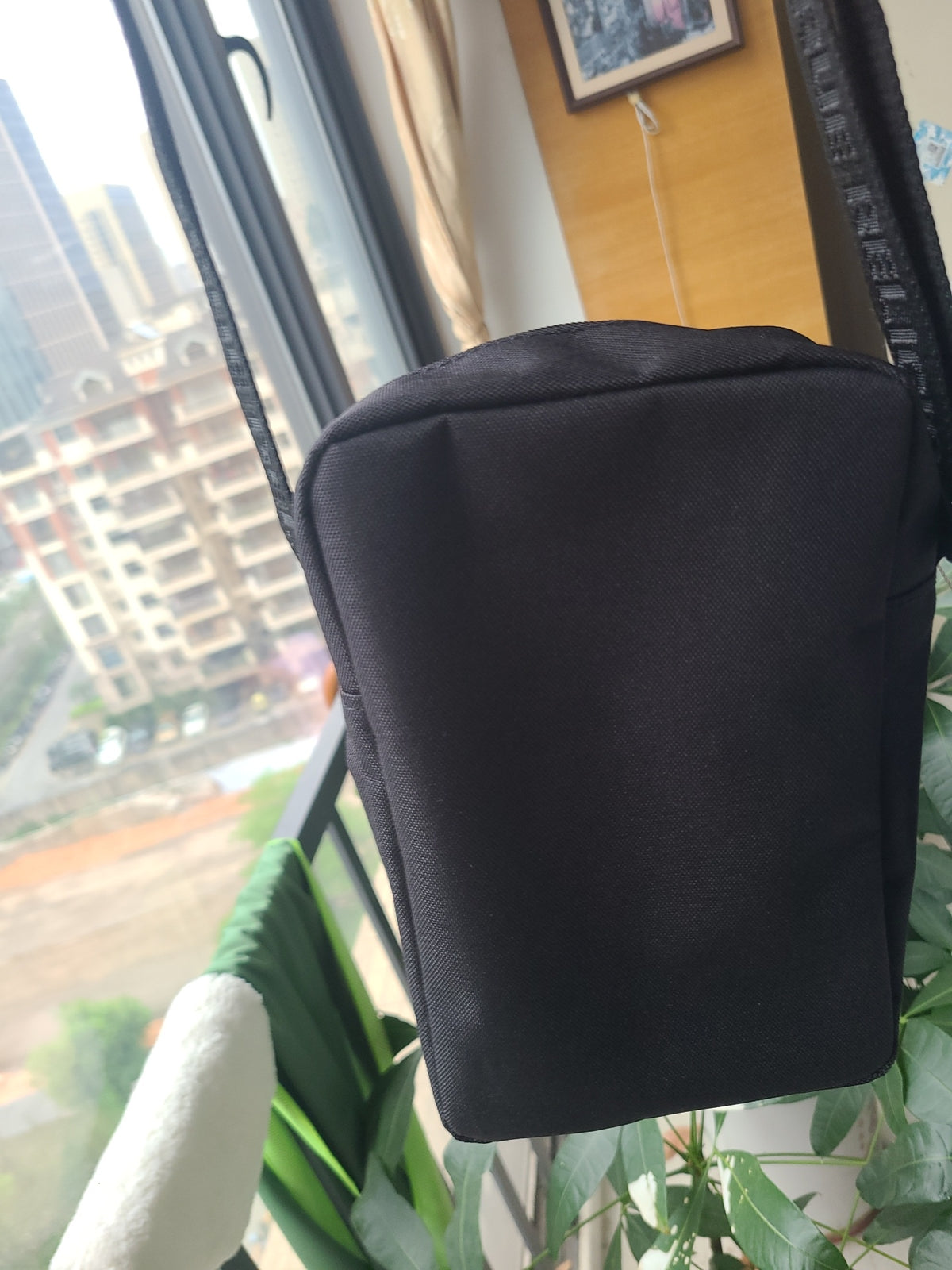 Oxford Messenger Bag