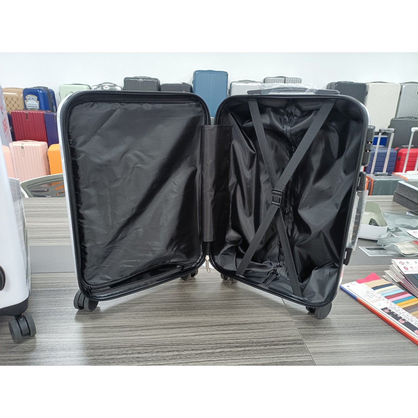 24" Boarding Luggage Case Multifunctional Traveling Storage Suitcase
