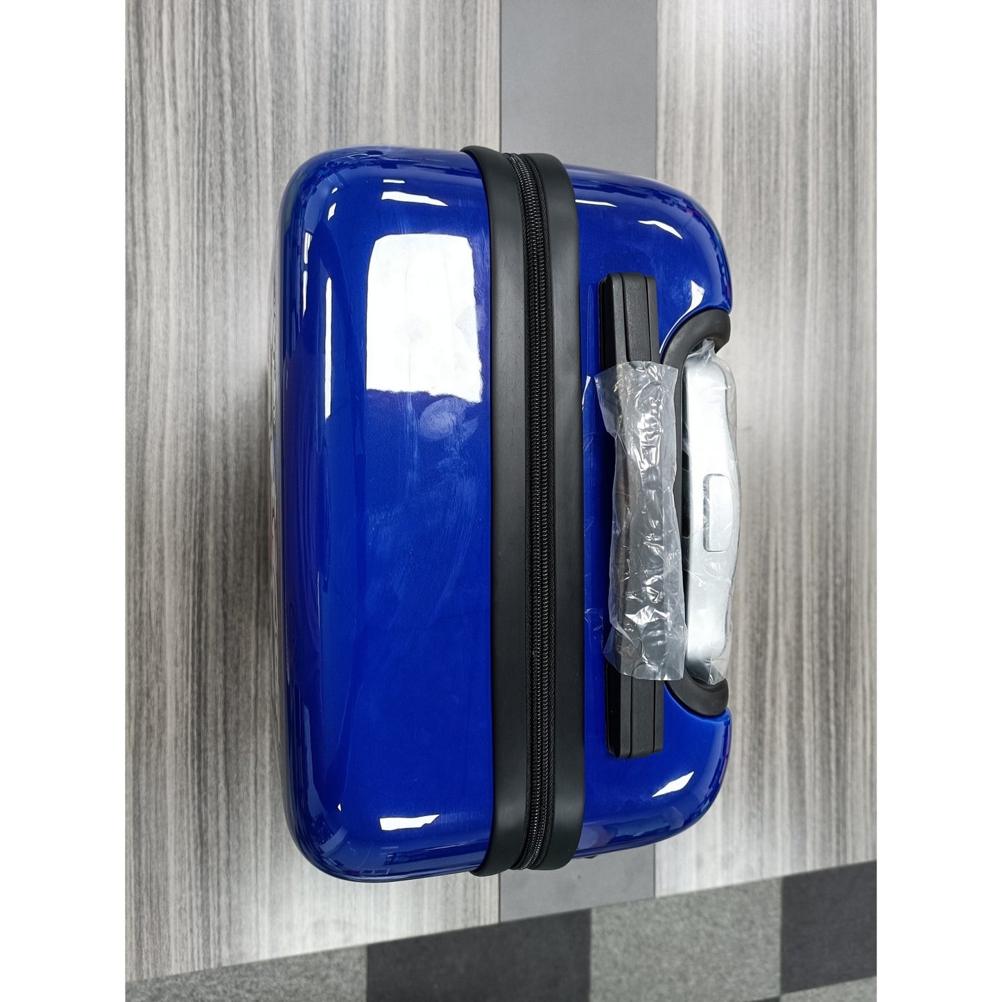 24" Boarding Luggage Case Multifunctional Traveling Storage Suitcase