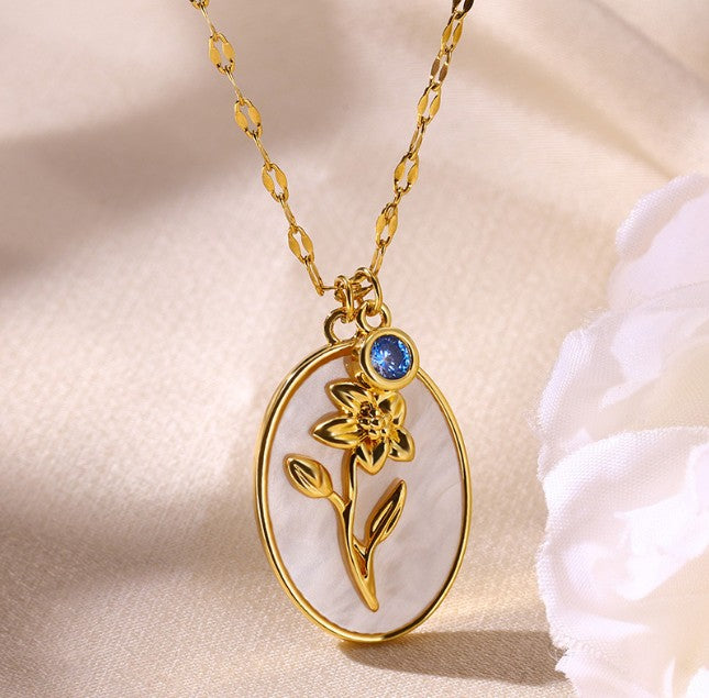 Gold Plated Iris Flower Necklace, Three-Dimensional Floral Necklace