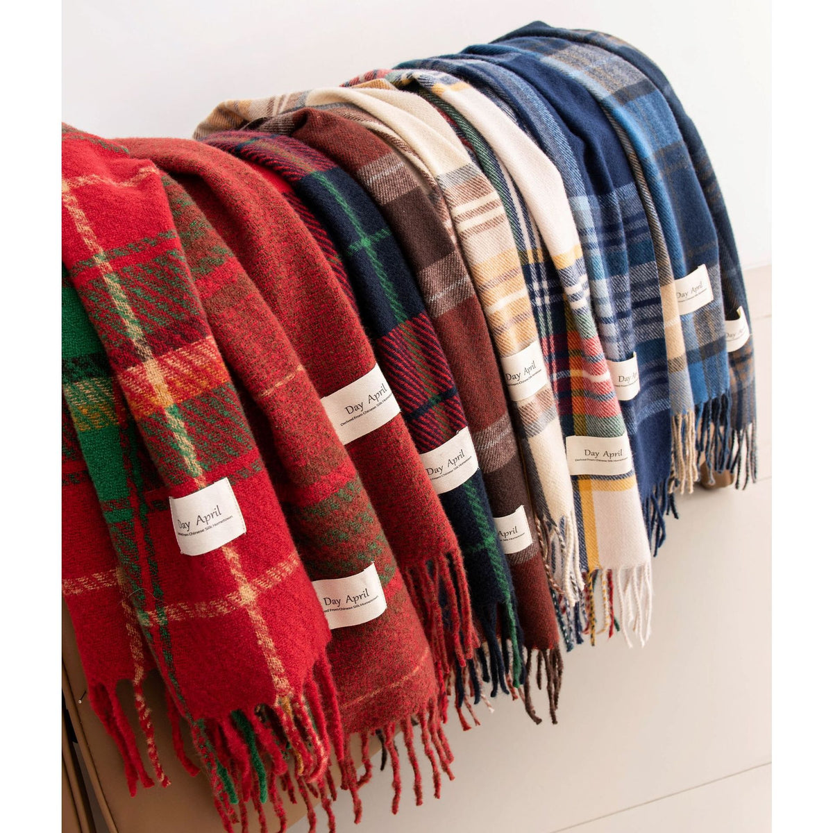 79'' Polyester Tartan Scarf Warm Autumn Winter Scarf Fringed Scarf - Embroidery