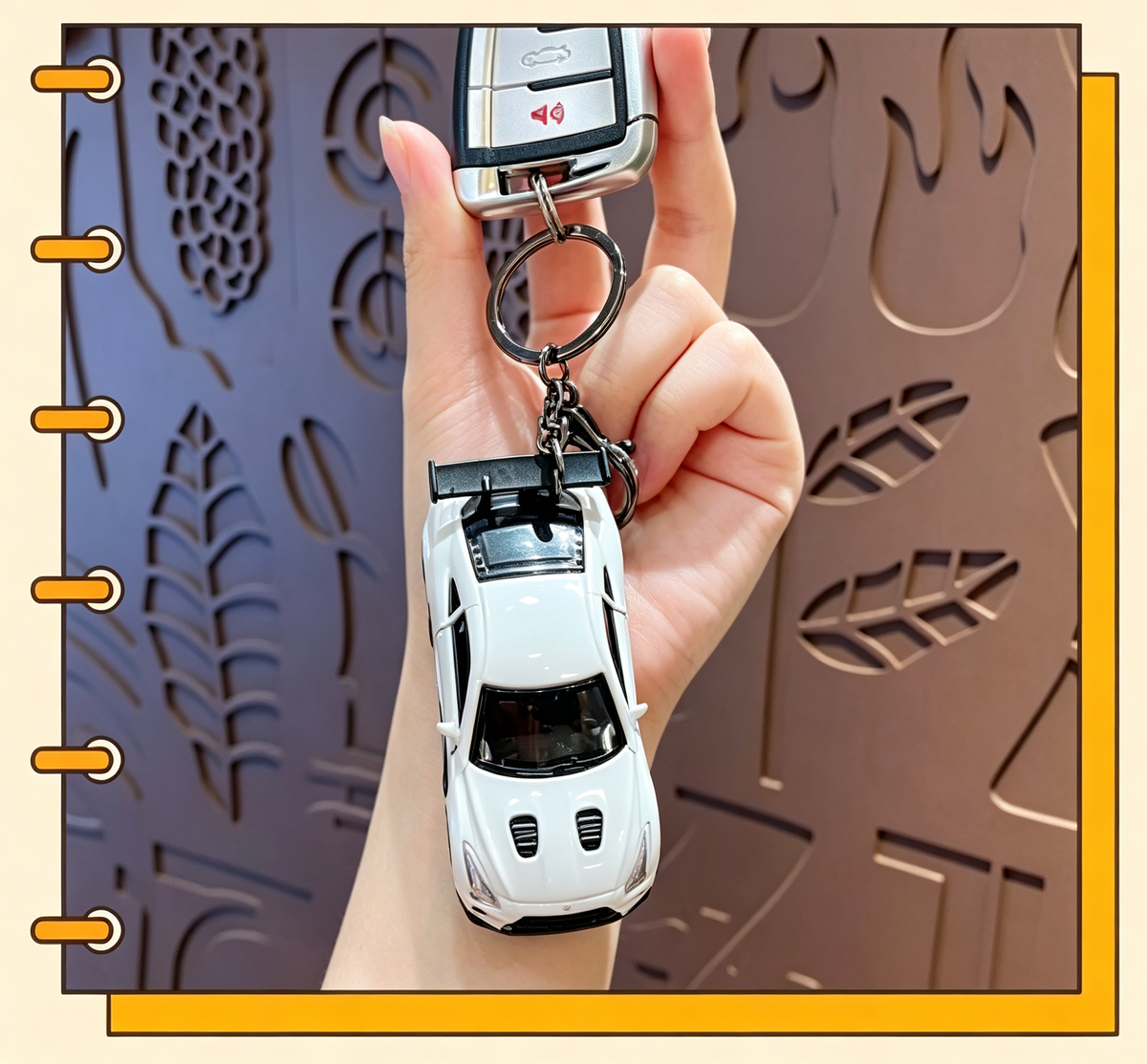 Mini Simulation Sports Car Model Keychain Classic Car Shaped Keychain