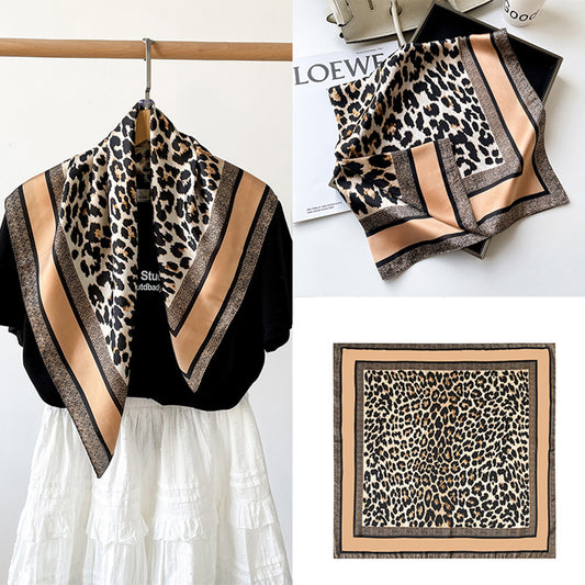 Custom 27.5" x 27.5" Twill Polyester Square Scarf for Lady