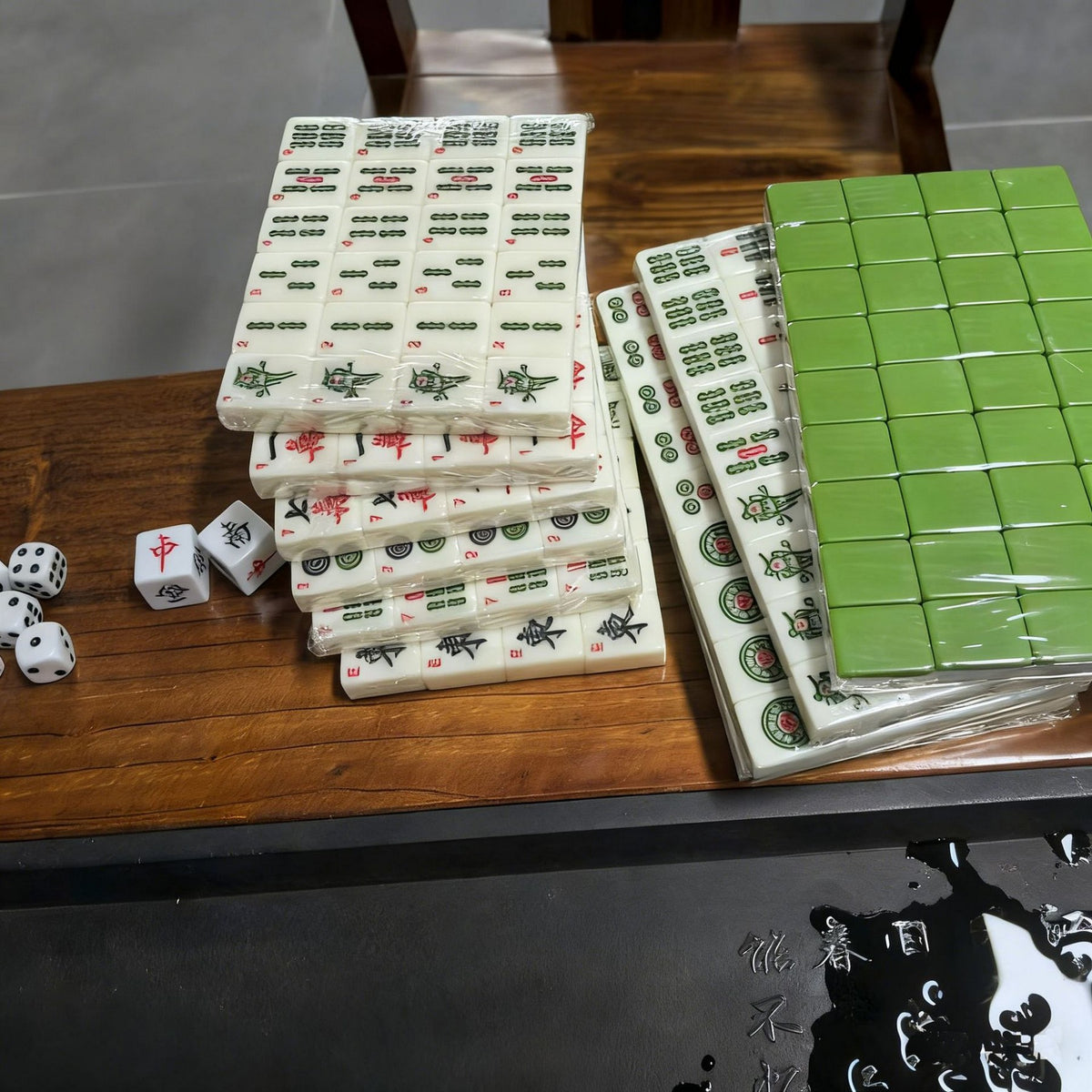 Custom 152-Tile Size 30 Mahjong Set