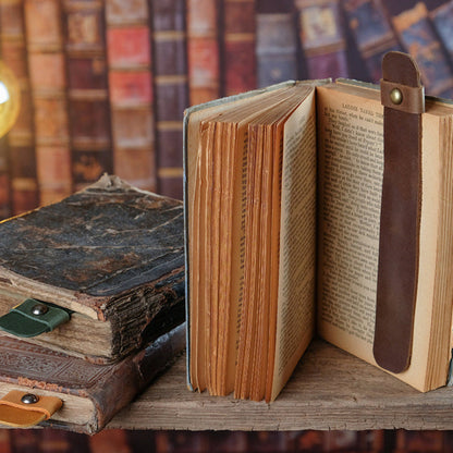 PU Leather Bookmark Classic Stitched Bookmark Page Markers Reading Gifts