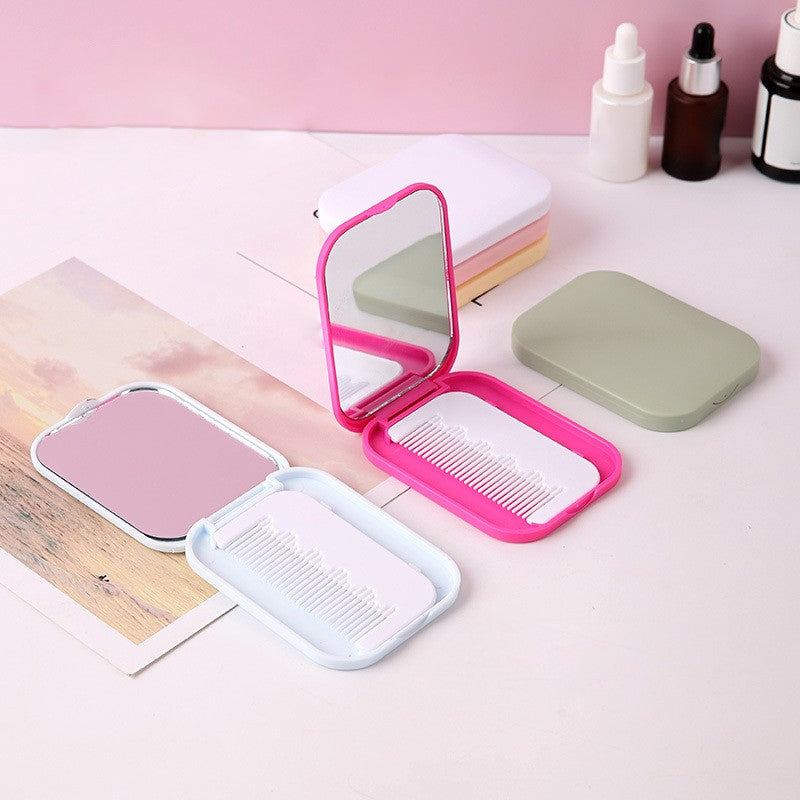 Portable Compact Mirror with Comb