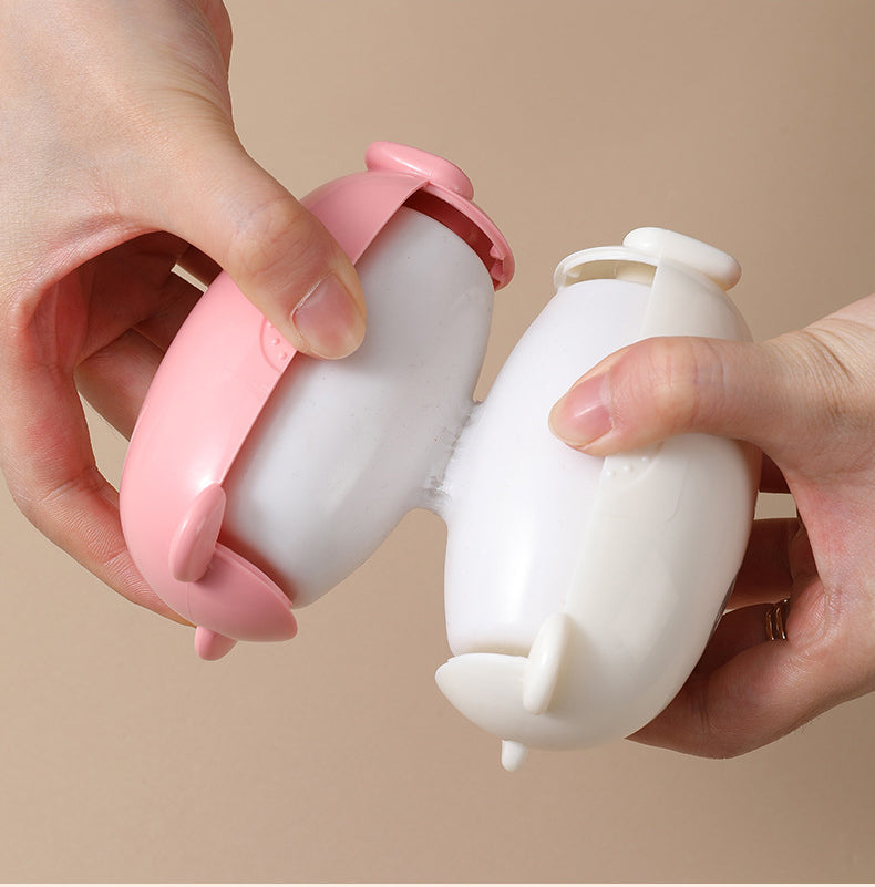 Mini Travel Size Bear Shaped Portable Lint Roller Washable Sticky Roller for Clothes Pet Hair