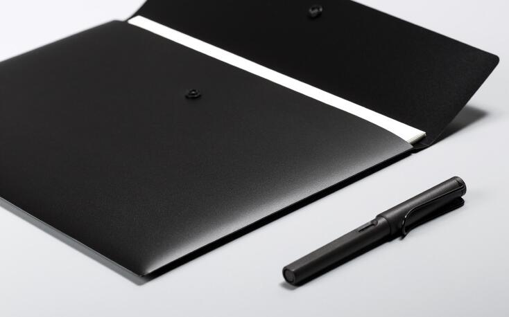 Black Open View