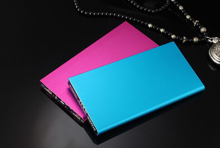 10000 mAh Ultra-Thin 9.8 mm Metallic Power Bank