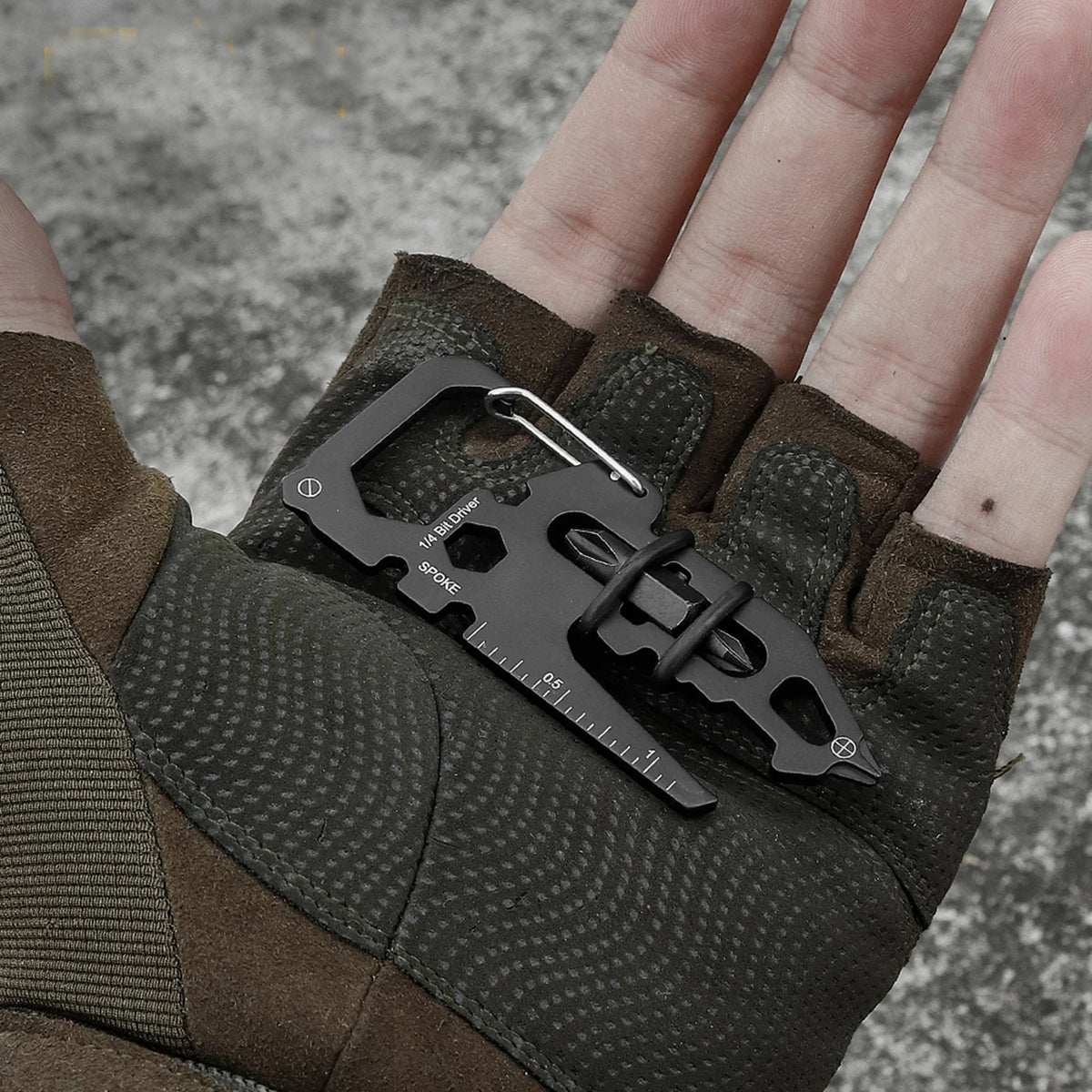15" 1 Outdoor Stainless Steel Pocket Card Tool