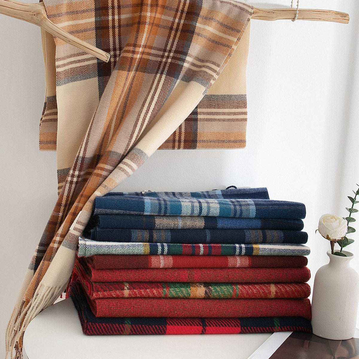 79'' Polyester Tartan Scarf Warm Autumn Winter Scarf Fringed Scarf - Woven Label