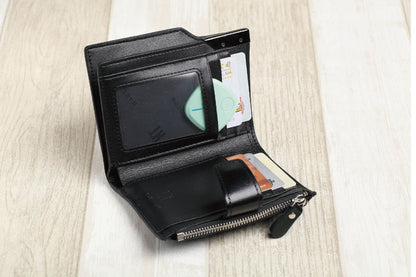 Square-Shaped Wireless Smart Wireless Tracker Anti-Lost Device Keychain Key Finder