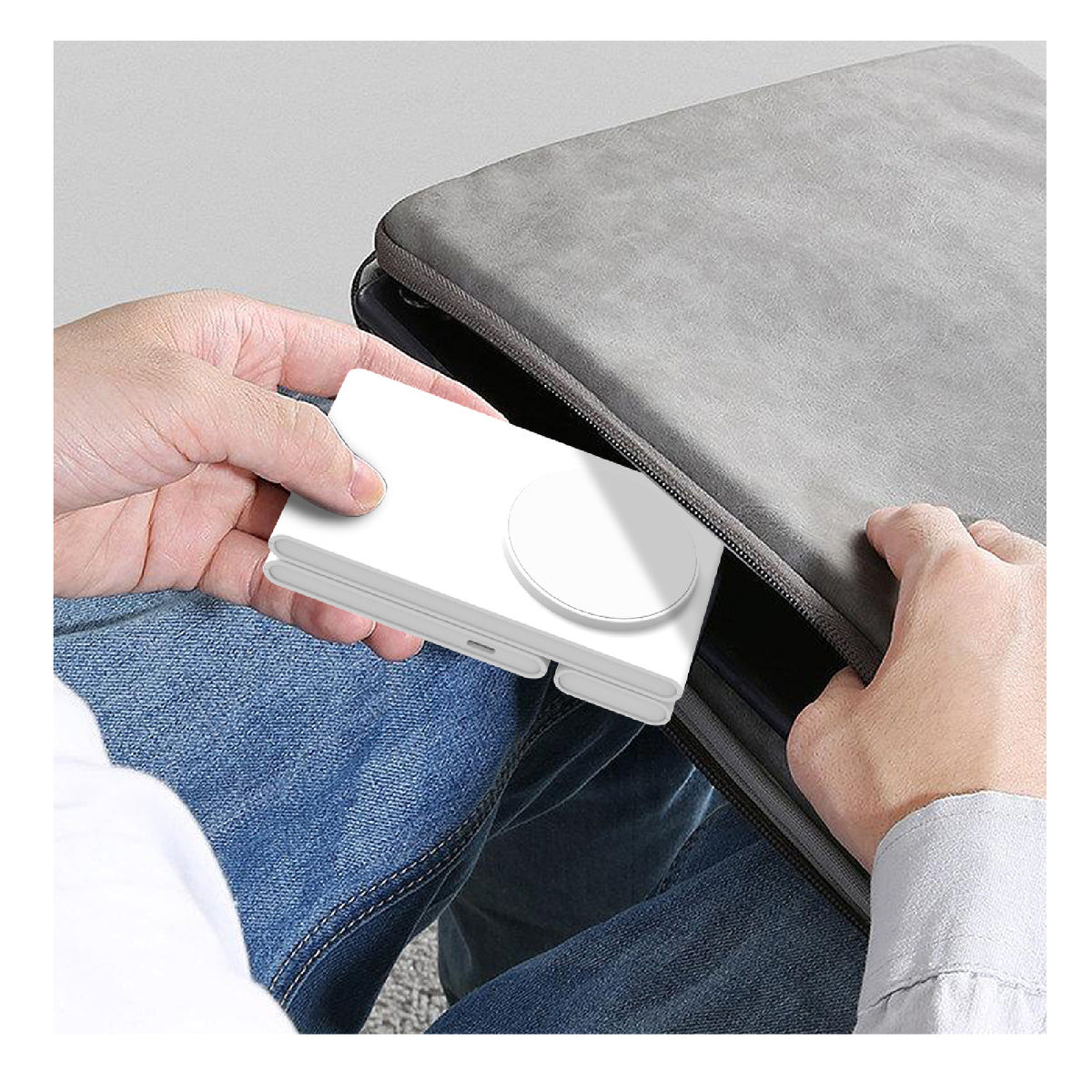 3-In-1 Foldable Wireless Charger Stand Dock