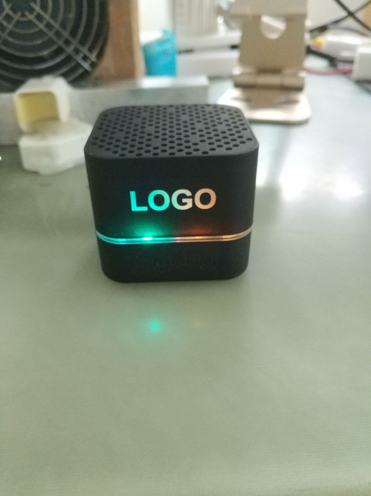 Light Up Logo Water-resistance Wireless Speaker