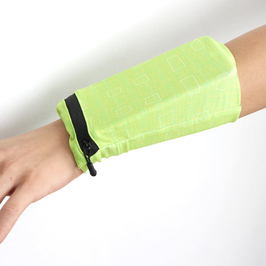 Elastic Wrist Band w/Phone Bag