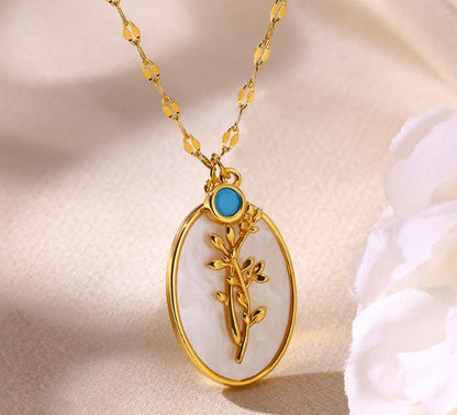 Gold Plated Iris Flower Necklace, Three-Dimensional Floral Necklace