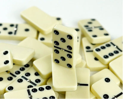 Double Six Dominoes W/A Plastic Box