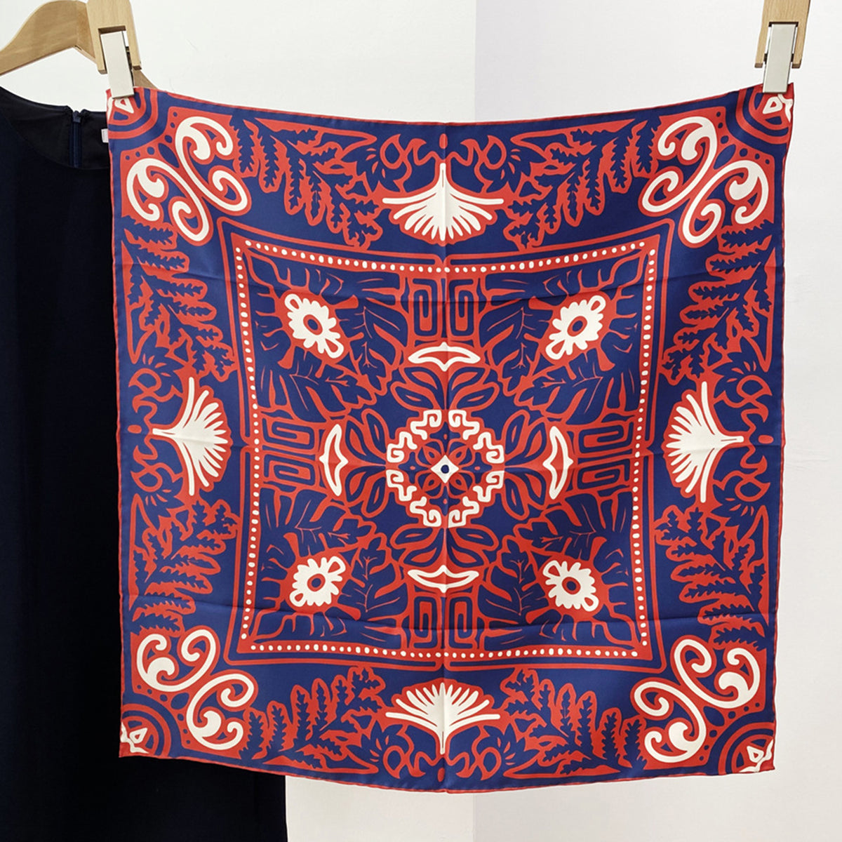 Custom 21" x 21" 100% Silk Twill Silk Square Scarf