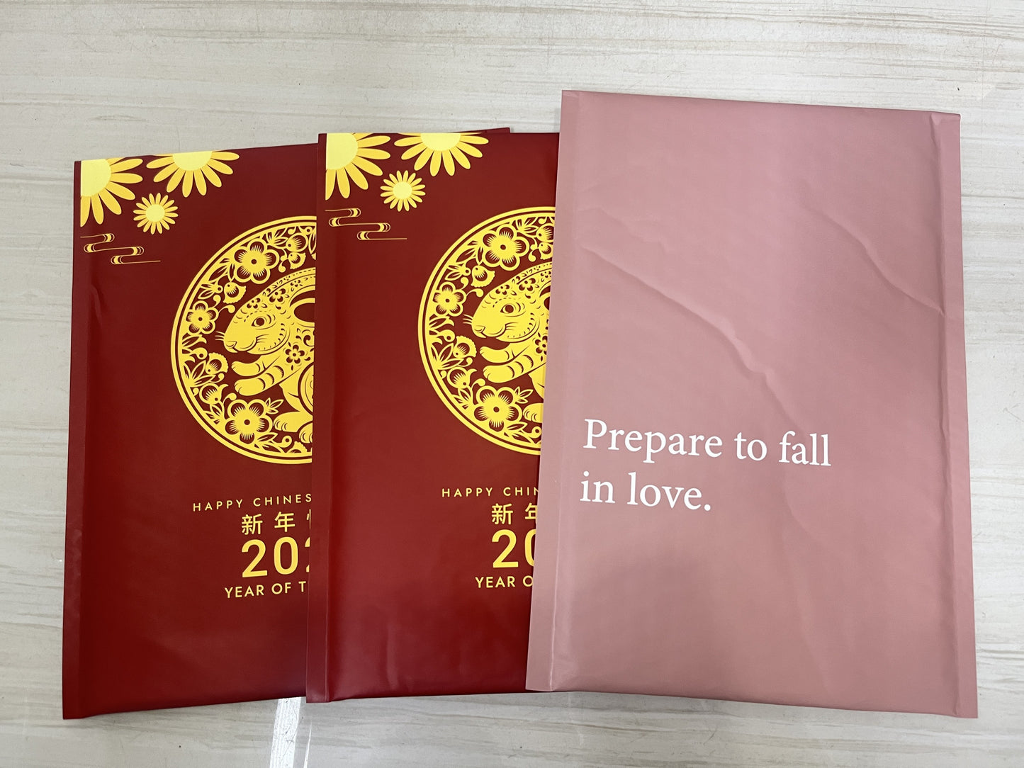 9 x 11.5 Custom Bubble Mailer Self Seal Envelopes For Mailing