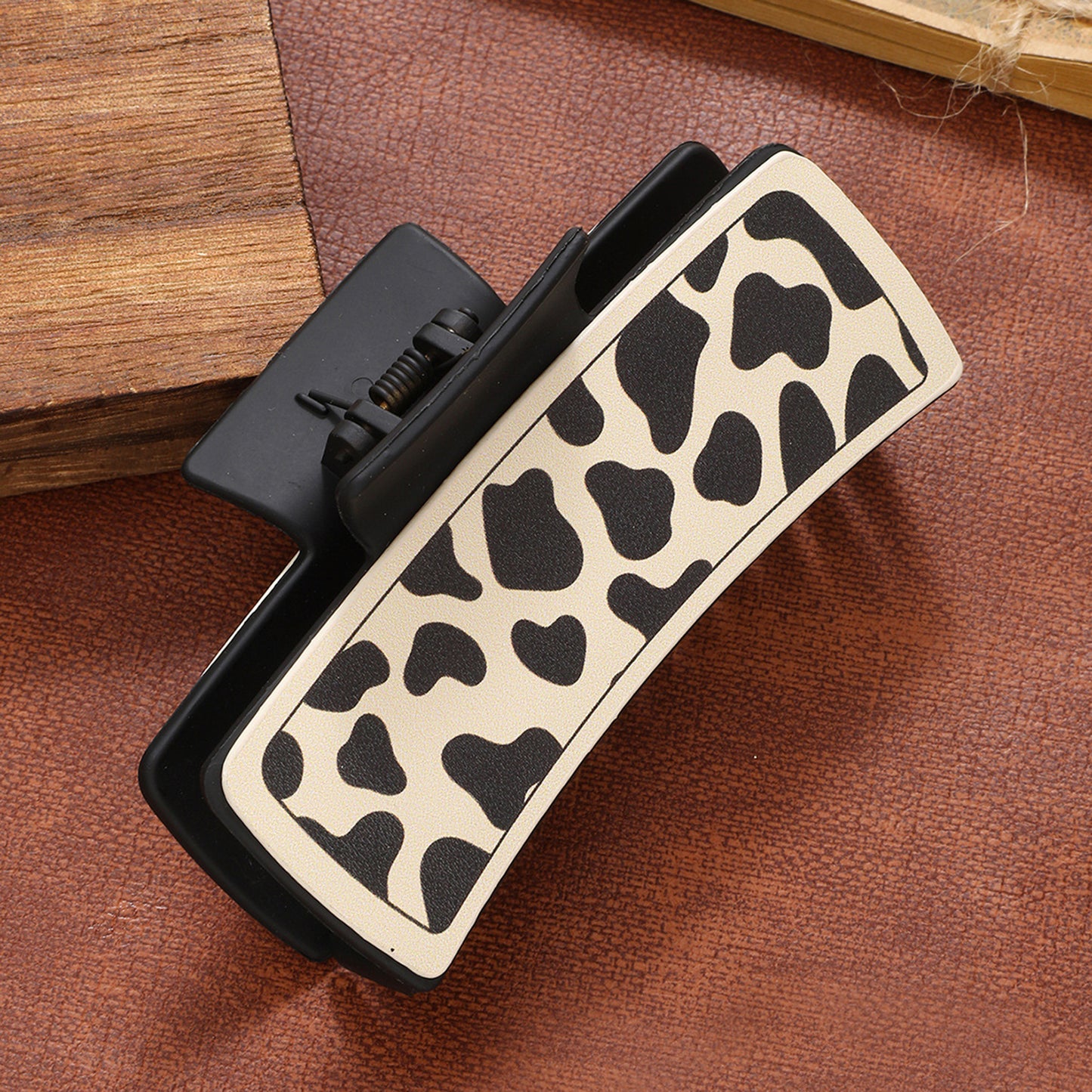 Hair Claw Clips for Women PU Leather Hairpins Traditional ( Large )