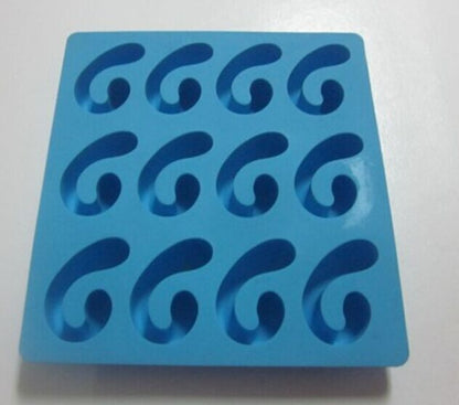 Q Shaped Silicone Ice Tray