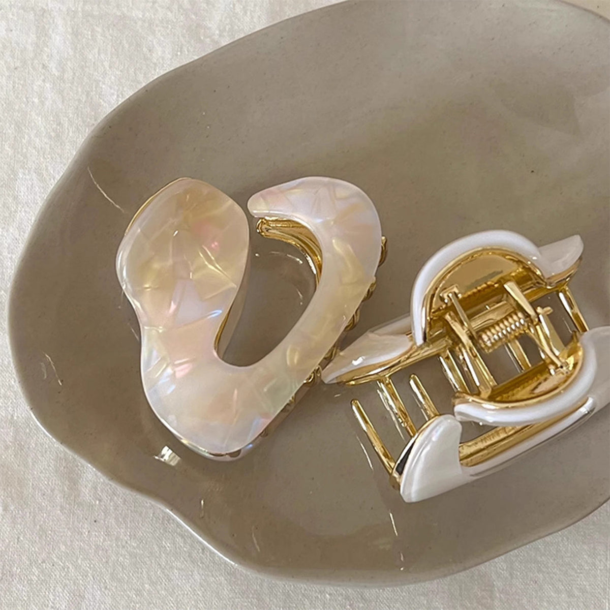 Metal Claw Clips for Thin Hair