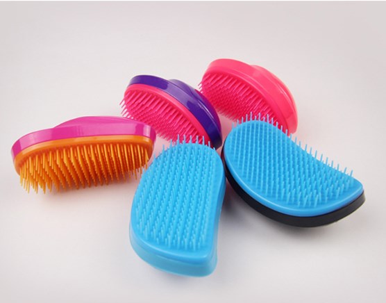 Plastic Massage Comb Detangler Brush